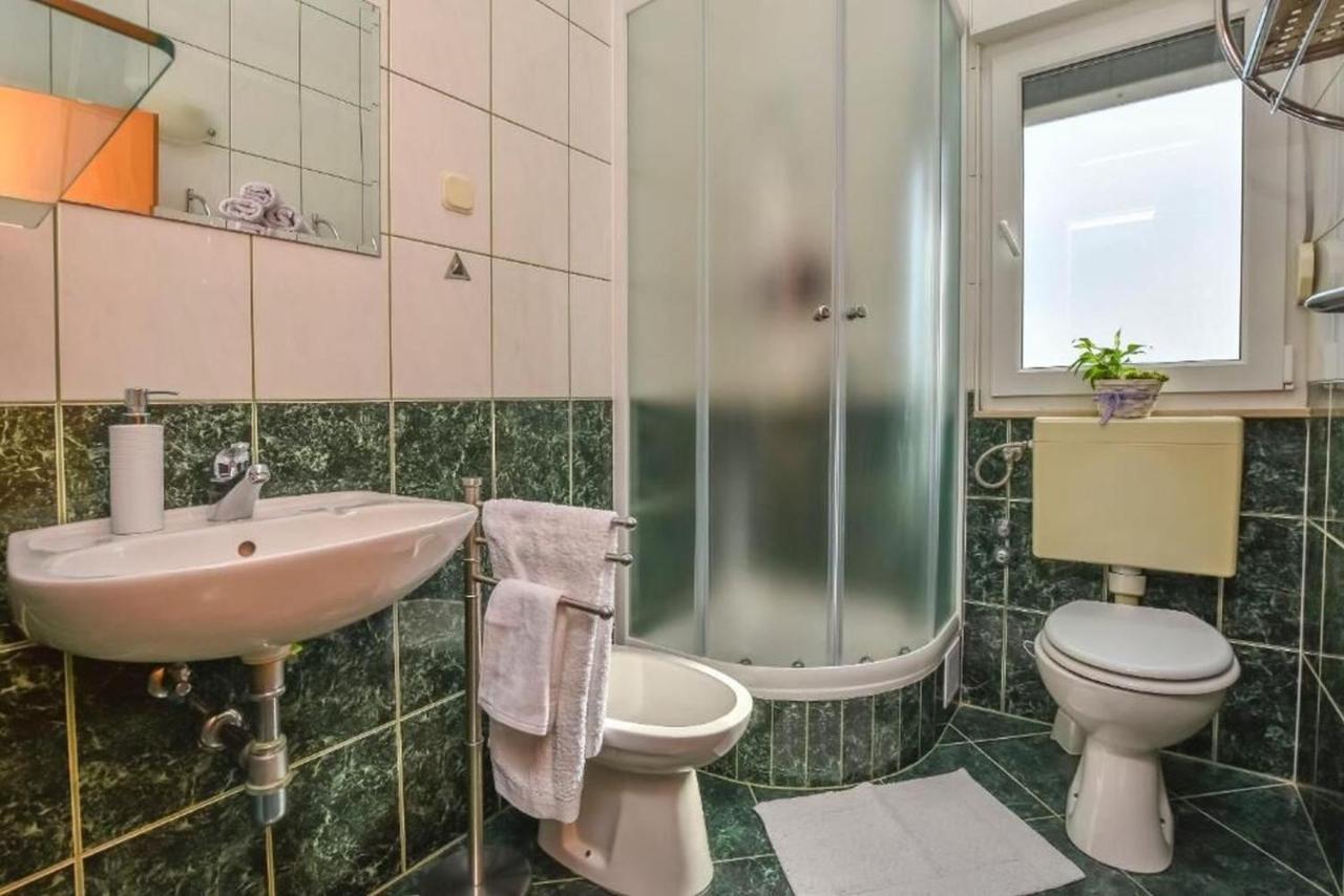 Apartments Anka Рогозница Экстерьер фото